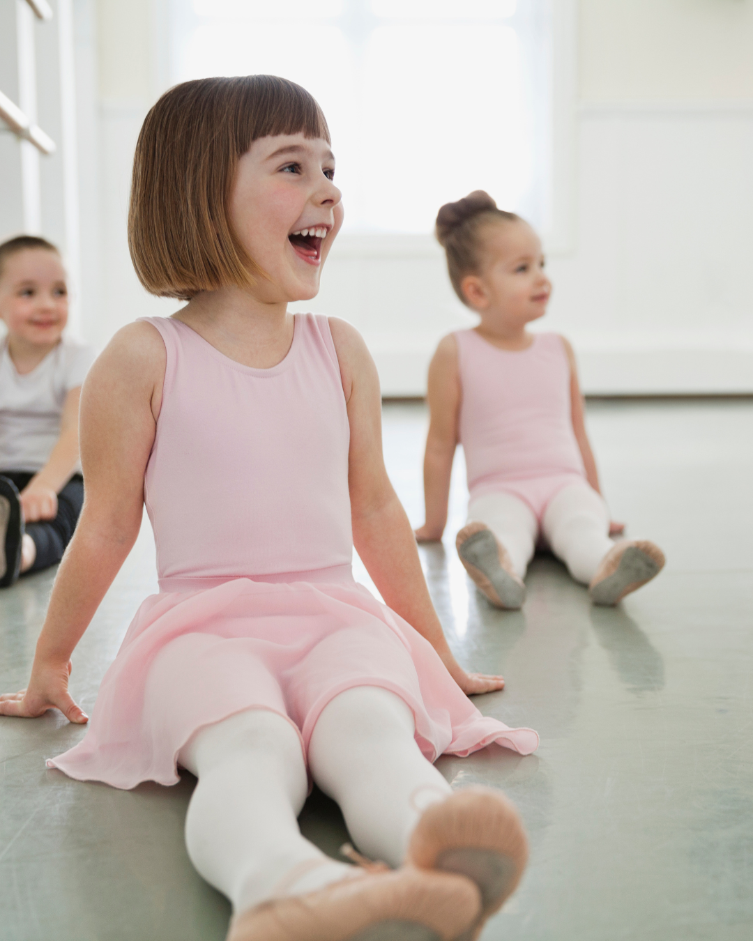 If your little one dreams of dancing, this is the perfect chance to enroll them in fun and engaging ballet lessons right here at Queen Bee. Majestic Ballet Knysna - majesticballetsa@gmail.com